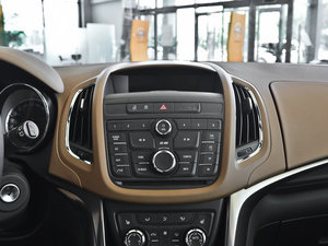 2013款1.4T 七座豪华版 空调出风口