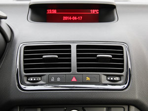 2013款1.4T 自动舒适版 空调出风口