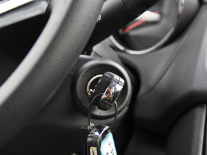 2013款1.4T 自动舒适版 中控区