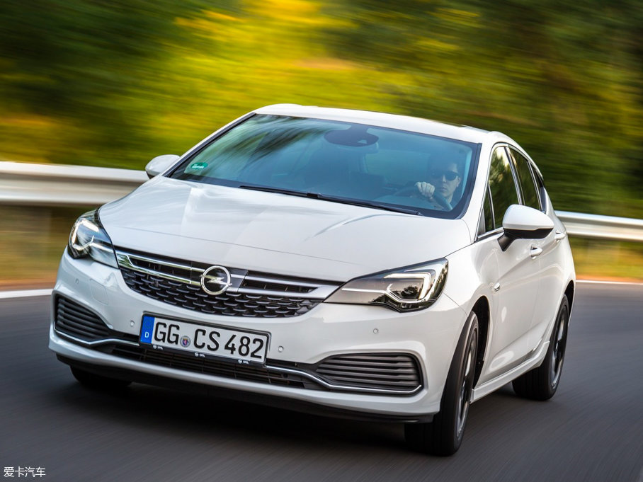 2016؃Ɏ OPC Line Sport Pack