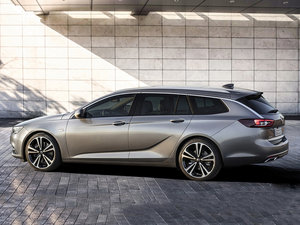 2017Sports Tourer w^