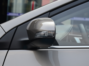 20181.2T CVT GL-ix ^