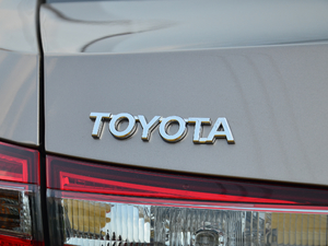 20181.2T CVT GL-ix ^