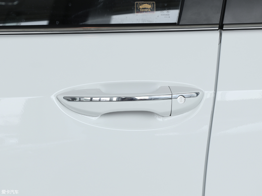 2018_p 1.8L E-CVTа