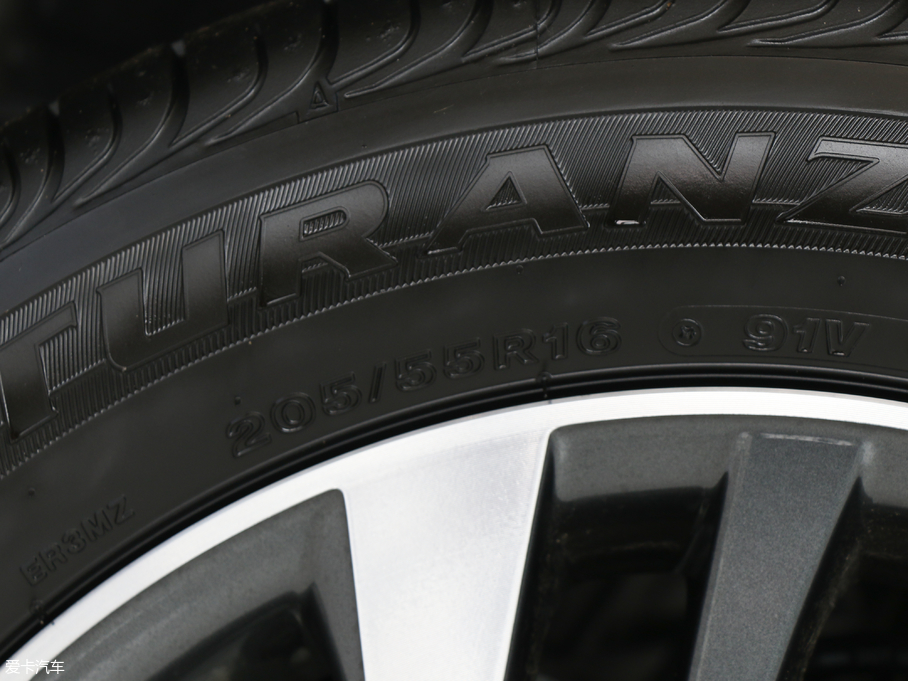 2018_p 1.8L E-CVTа