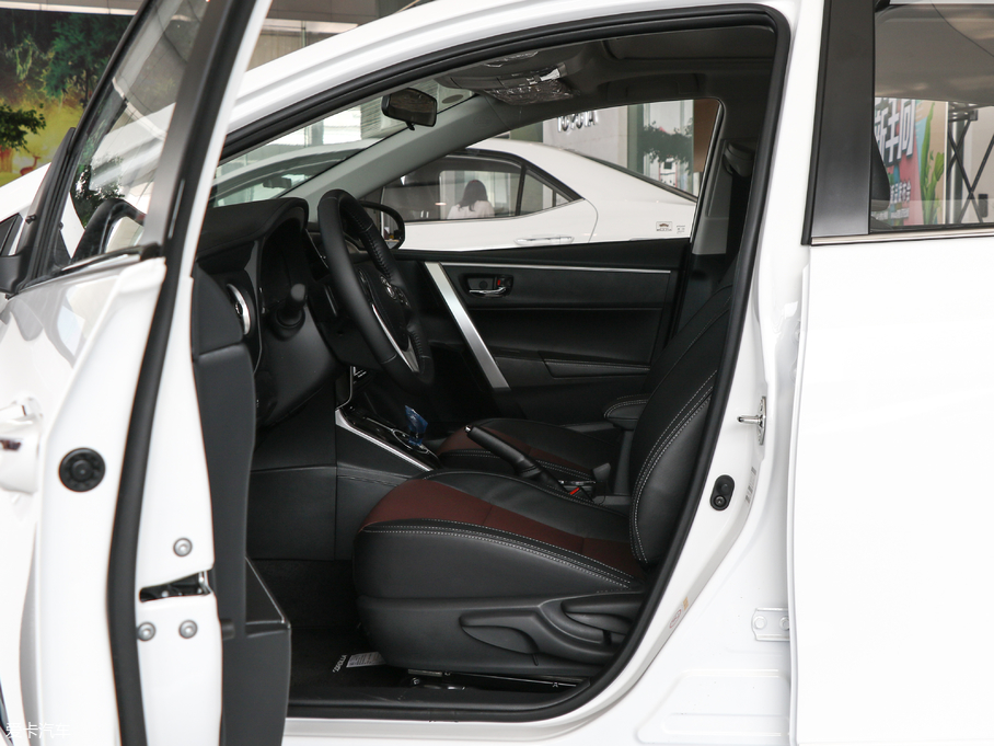 2018_p 1.8L E-CVTа