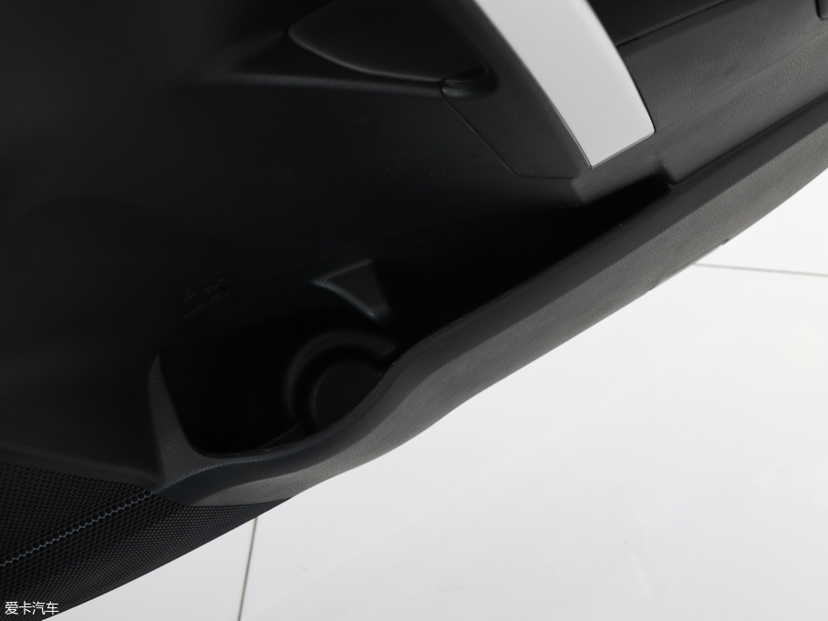 2018_p 1.8L E-CVTа