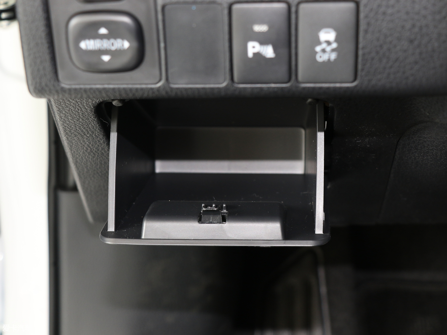 2018_p 1.8L E-CVTа