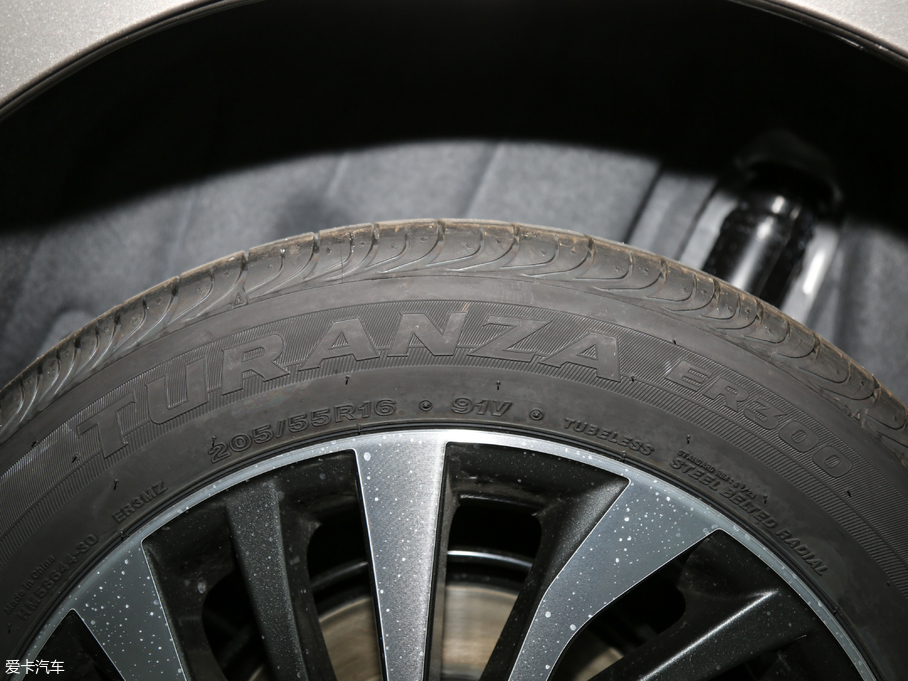 2018_p 1.8L E-CVTа