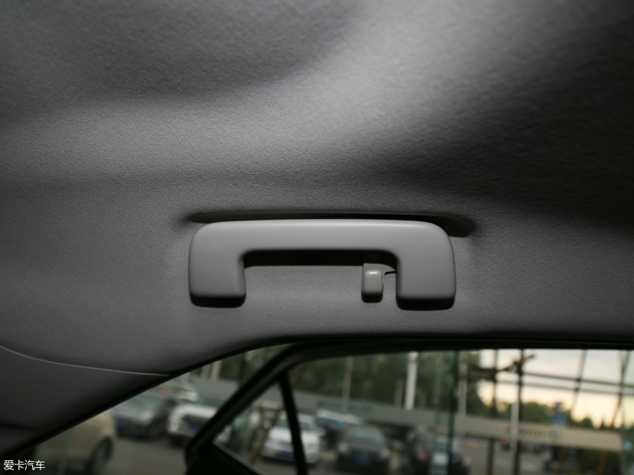 2018_p 1.8L E-CVTа