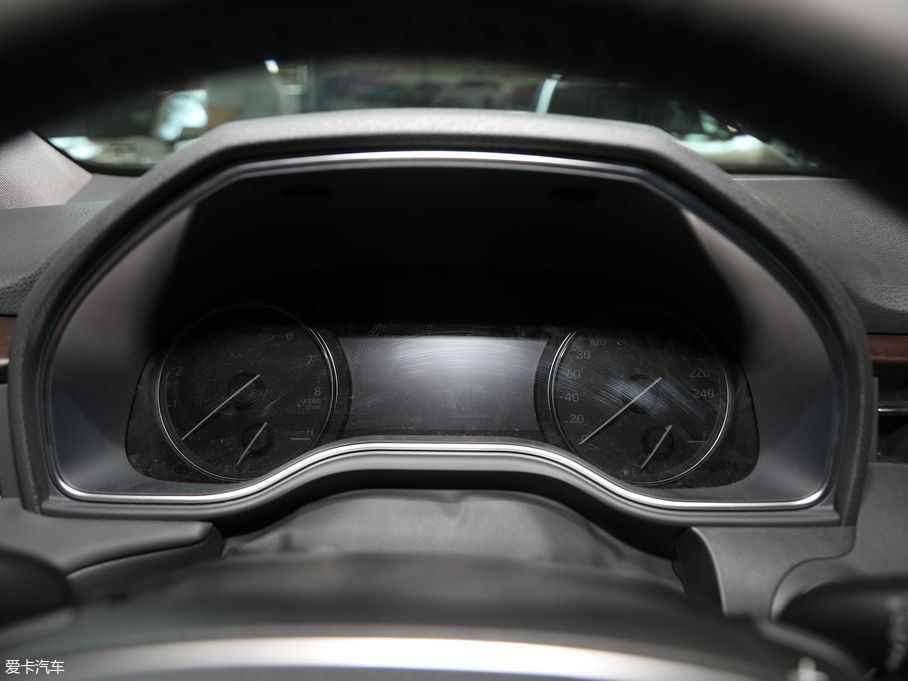 2019 2.5L TouringF (gu)V