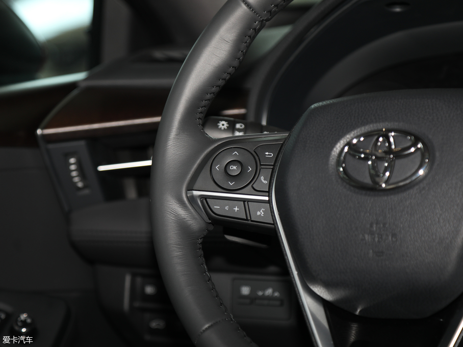 2019 2.5L TouringF V