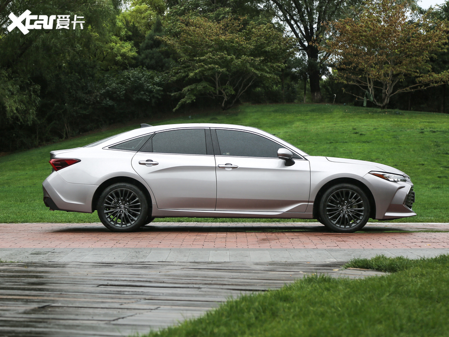 2019 2.0L XLE F VI