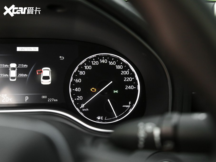 2019 2.0L XLE F VI