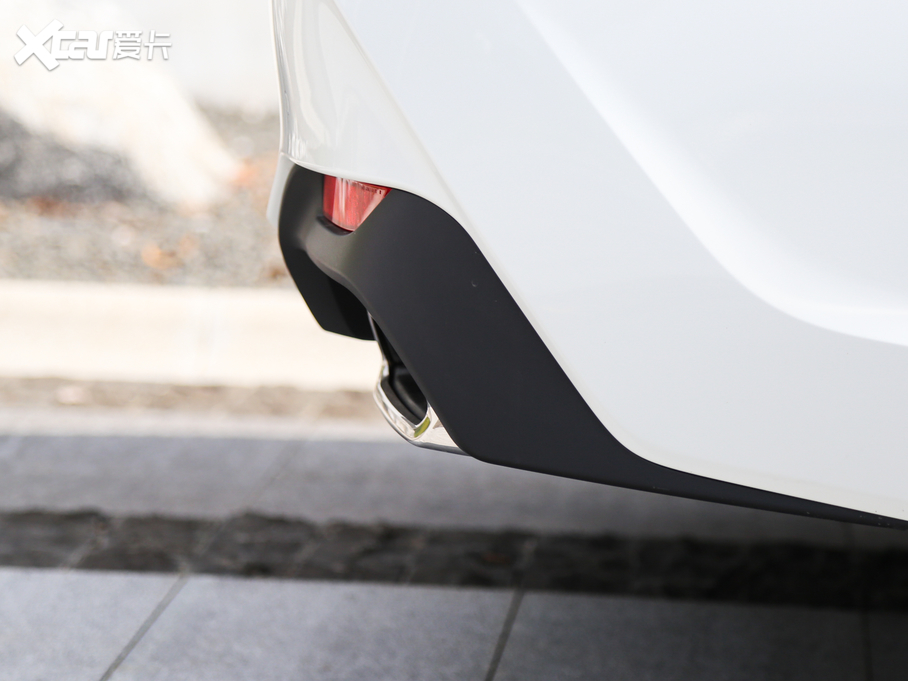 2019 2.0L XLE  VI