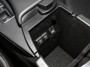 20192.5L TouringF VI g