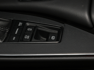 20192.5L TouringF VI v܇Ƅ