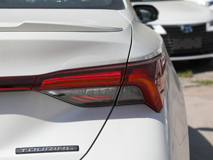 2019款2.5L Touring尊贵版 国V 尾灯
