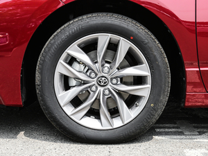 2019款2.5L 进取版 国VI 轮圈
