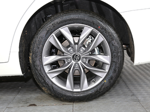 2019款2.5L 进取版 国V 轮圈
