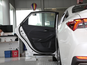 2019款2.5L 进取版 国V 左后车门