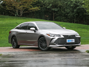 20192.0L XLE F VI w^