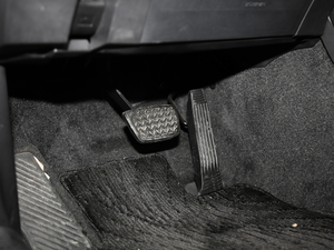 20192.0L XLE F VI п؅^