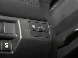 20192.0L XLE F VI п؅^