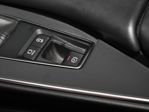 20192.0L XLE F (gu)VI v܇Ƅ(dng)