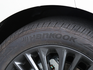 20192.0L XLE  VI ݆̥Ʒ