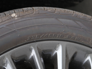 20192.0L XLE  VI ݆̥ߴ