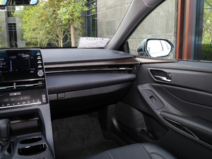 20192.0L XLE  VI п؅^