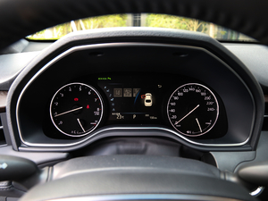 20192.0L XLE  VI п؅^