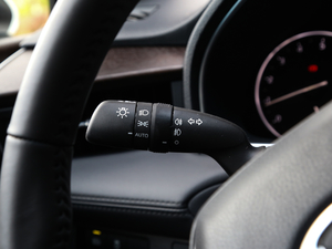 20192.0L XLE  VI п؅^