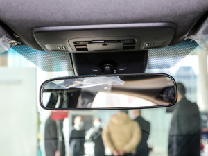 2019款2.0L 进取版 国VI 车内后视镜