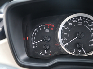 20191.2T S-CVT GL-iA п؅^