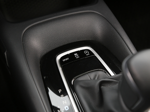 20191.2T S-CVT \Ӱ п؅^