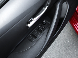 20191.2T S-CVT \Ӱ п؅^