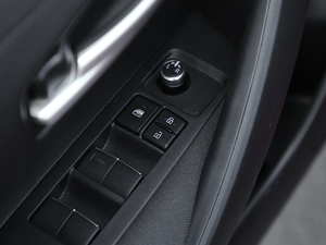 20191.2T S-CVT \Ӱ п؅^