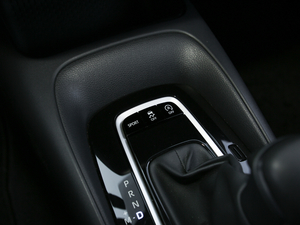 20191.2T S-CVT \Ӱ п؅^