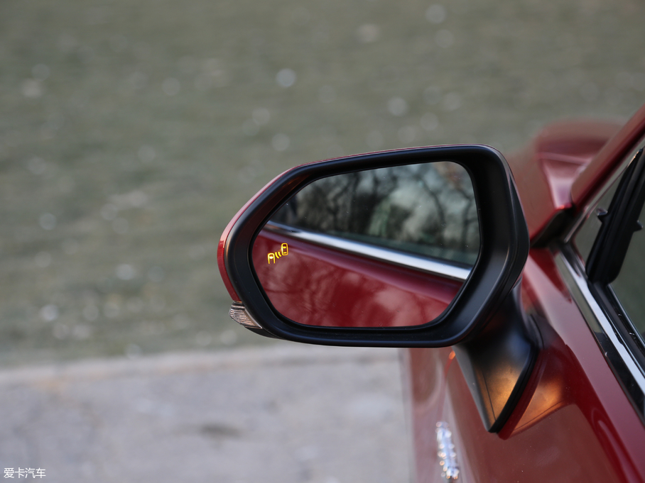 2019p p 2.5L LimitedŞ V