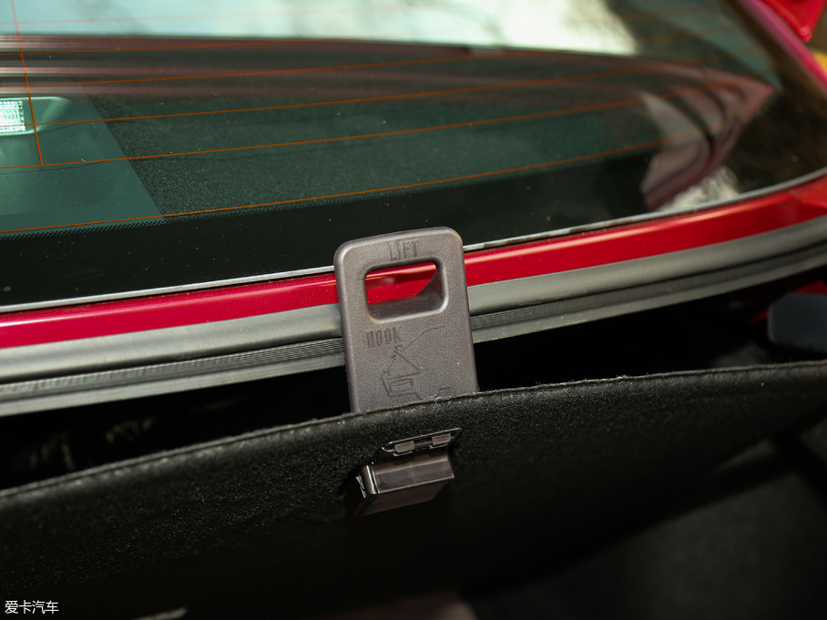 2019p p 2.5L LimitedŞ V