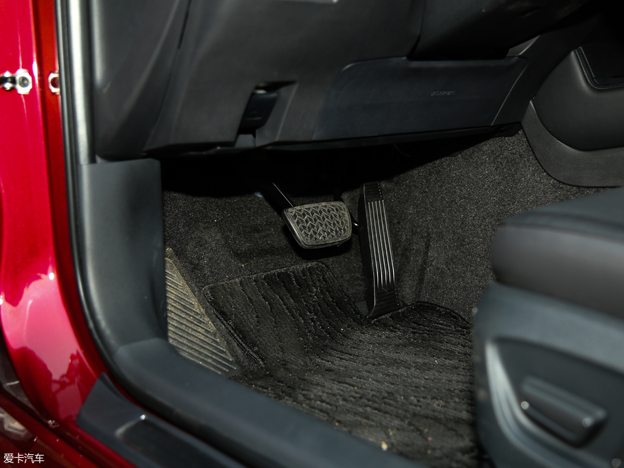 2019p p 2.5L LimitedŞ V