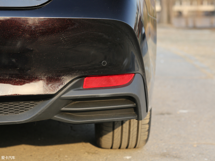 2019p p 2.5L LimitedŞ V