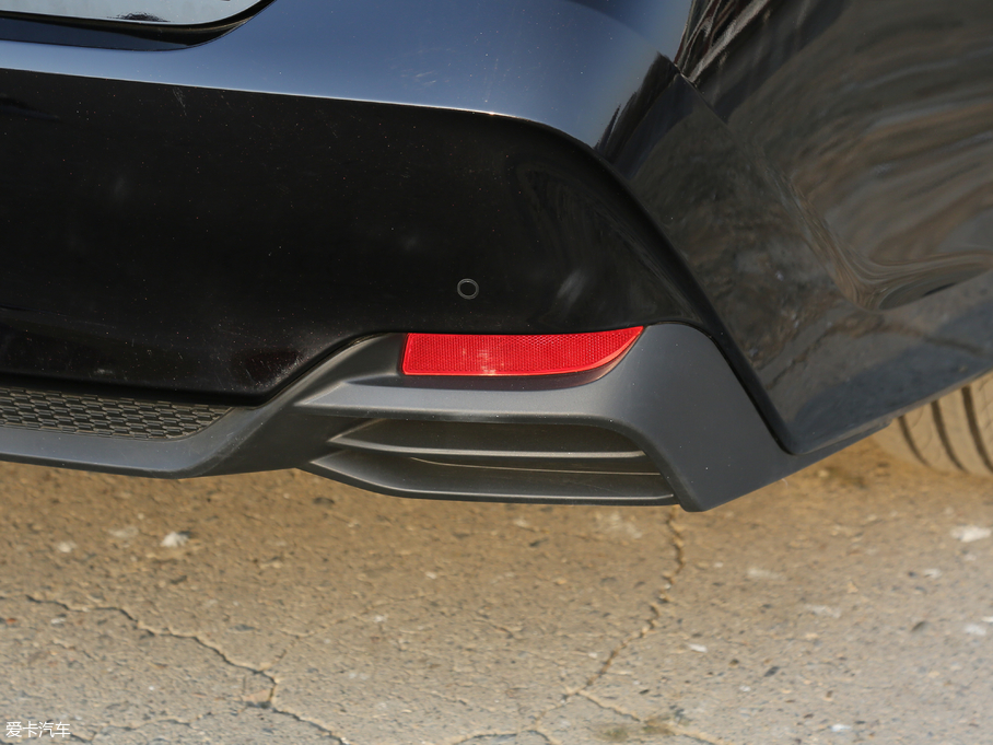 2019p p 2.5L LimitedŞ V