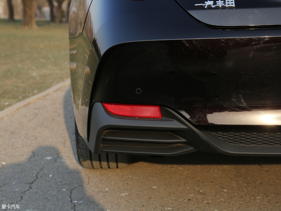 2019p p 2.5L LimitedŞ V