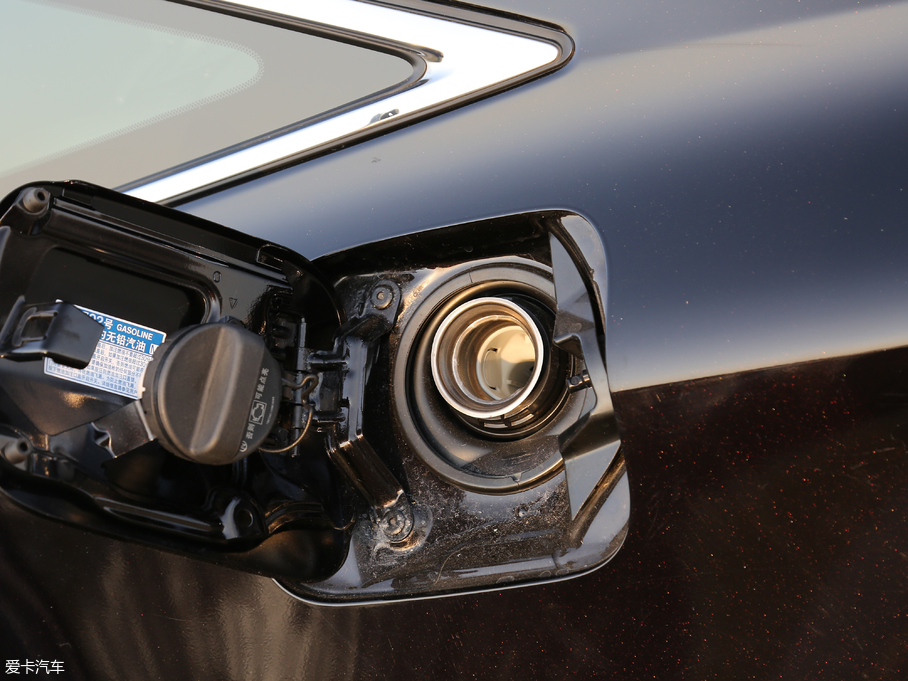 2019p p 2.5L LimitedŞ V