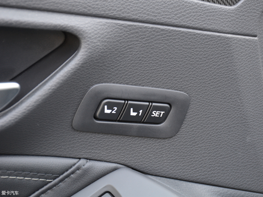 2019p p 2.5L LimitedŞ V