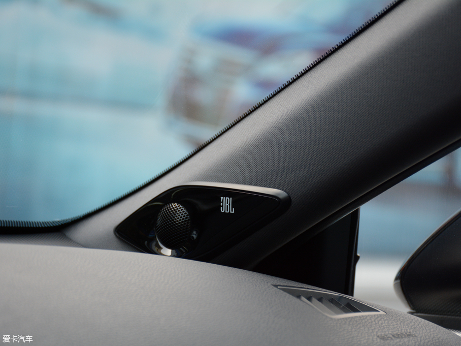 2019p p 2.5L LimitedŞ V