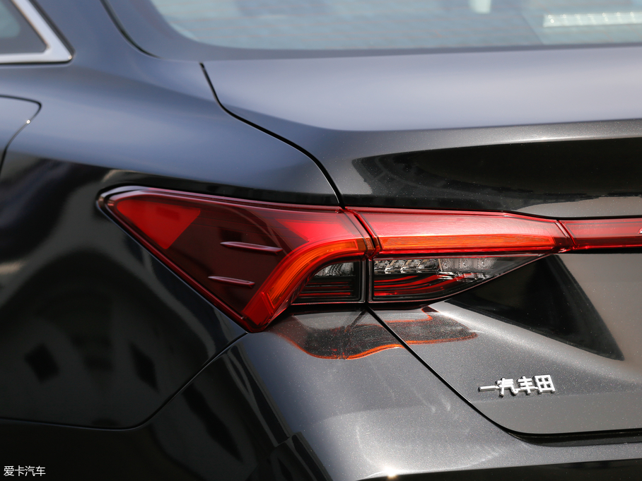 2019p p 2.5L XLEF V